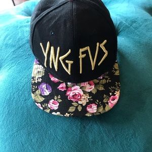 T-Mills YNG FVS SnapBack